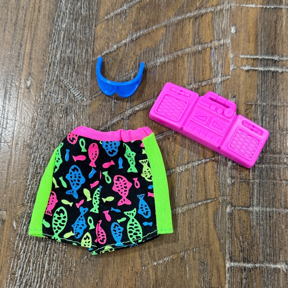 Barbie Ken fashion activewear‎ 1992 #665 shorts boombox glasses